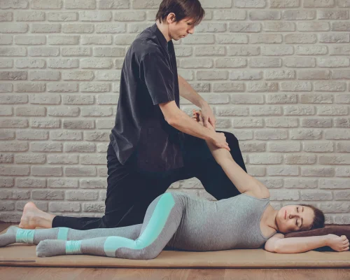 Séance d'ostéopathie pour femme enceinte à Saint Jean d’Angély